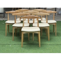 Ghế Cafe Gỗ Bọc Đệm Bull