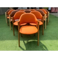 Ghế Cafe Gỗ Bọc Đệm
