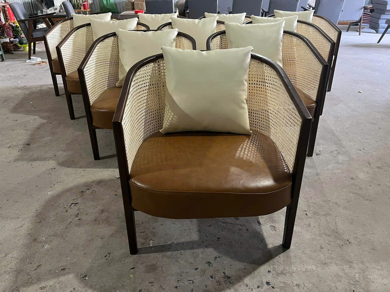 ghế sofa cafe nệm